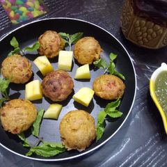 Oats and Rava veggies appe A picture of Oats and Rava veggies appe.