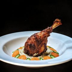 A picture of Awadhi Grilled Chicken with Mashed Cauliflower and Potatoes.