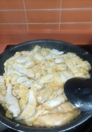 Una foto de Pollo al limón