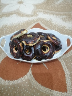 عکسی از دستور دونات با روکش گاناش🍩🍩🍩