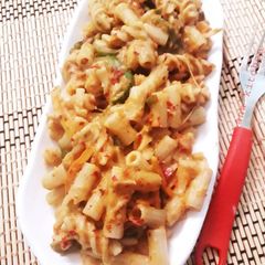 Makhani gravy pasta A picture of Makhani gravy pasta.