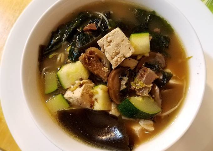 Classical Beef Seaweed Soup牛肉海带汤#mommasrecipes