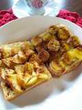 Torradas com frutas