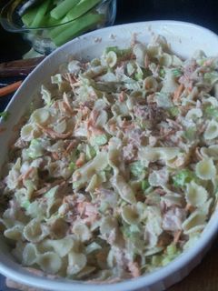 Una foto de Pasta de moñitos fria tipo Irma