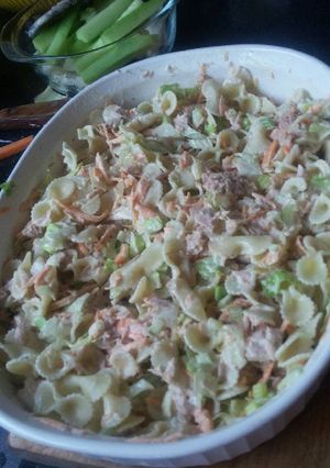 Una foto de Pasta de moñitos  fria tipo Irma