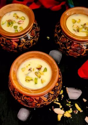 राजस्थानी लस्सी(Rajasthani lassi recipe in hindi) रेसिपी मुख्य फोटो
