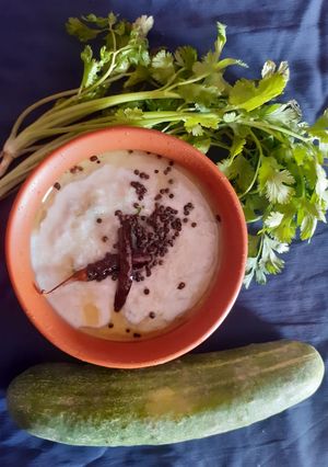 A picture of Cucumber raita.