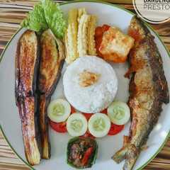 Foto resep Lalapan Bandeng Presto #sarapan #day4