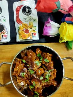 চিলি চিকেন (Chilli chicken recipe in bengali) রেসিপির প্রধান ছবি