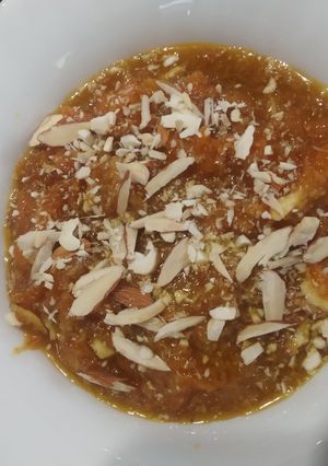ગાજર નો હલવો (Gajar Halwa Recipe In Gujarati) રેસીપી મુખ્ય ફોટો