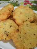 Arepitas de yuca con puerro y queso parmesano