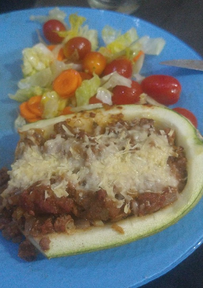 Una foto de Zucchini Rellenos con Ensaladas
