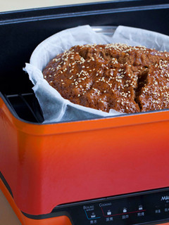 【multee摩堤_鑄鐵鍋料理】養生黑糖發糕 的食譜成品照片