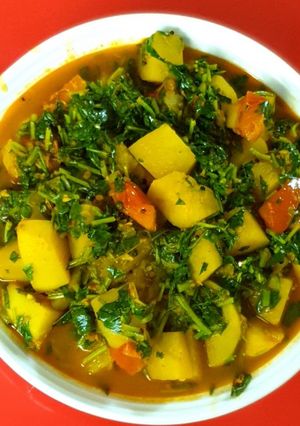 આલૂ મેથી(aloo  methi Recipe in Gujarati) રેસીપી મુખ્ય ફોટો