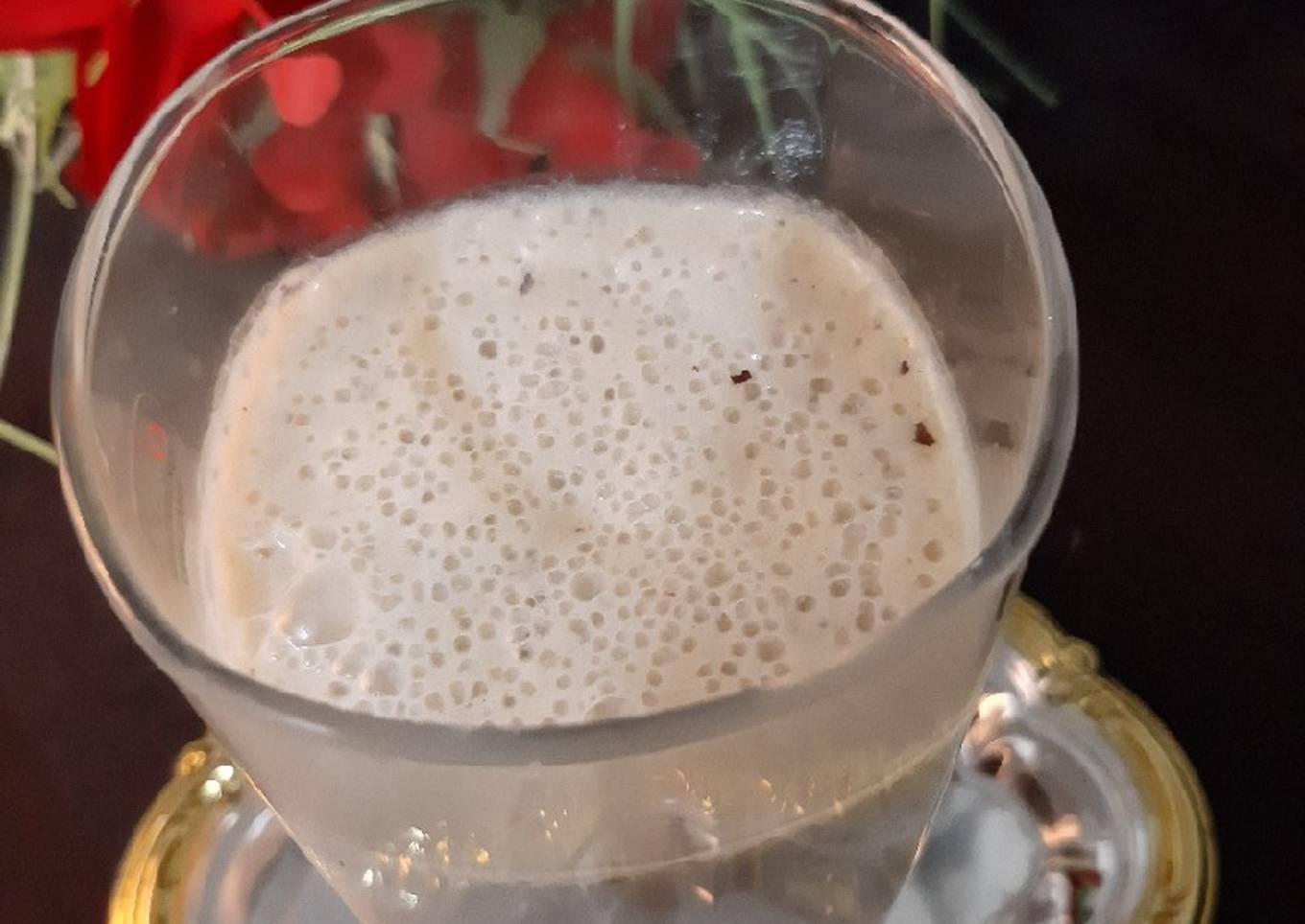 Banana and date shake