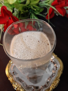 A picture of Banana and date shake.
