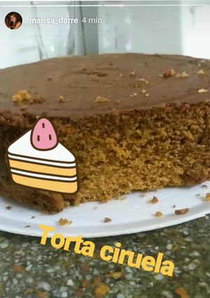 Una foto de Torta de ciruela