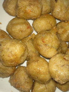 A picture of Yam Balls.