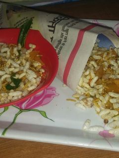 झाल मुरी (jhal muri recipe in Hindi) रेसिपी मुख्य फोटो