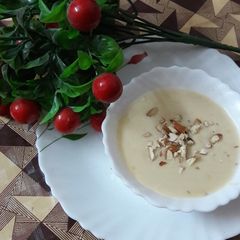 A picture of Sweet murmure and roasted chana ki kheer.