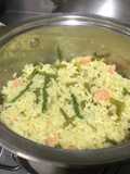 Risotto con espárragos y camarones