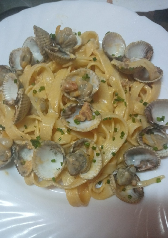 Una foto de Pasta con chorizo y berberechos