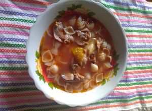 Una foto de Sopa de pasta con pollo
