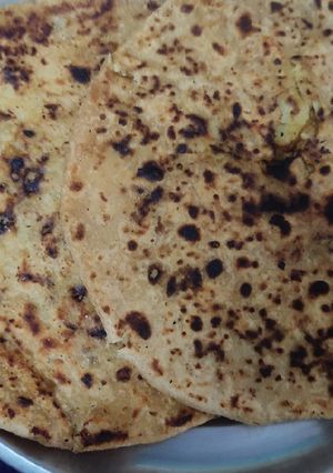 A picture of Aloo ka parantha.