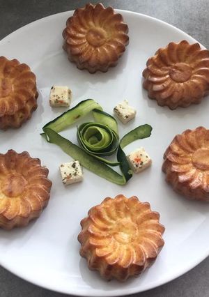 Une photo de Muffins aux courgettes et fromage de brebis aux herbes
