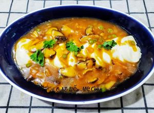 Hình của món Đậu hũ non sốt nấm đông cô.