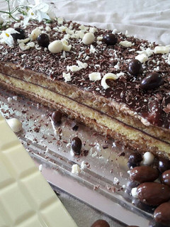 Una foto de Tarta ópera de café