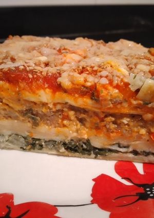 Una foto de Lasagna 🥘🥘🥘🥘🥘🧨🧨
