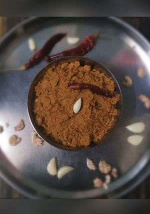 A picture of Dry prawn chutney.