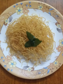 ஓமப்பொடி(Omapodi recipe in Tamil) செய்முறை முக்கிய புகைப்படம்
