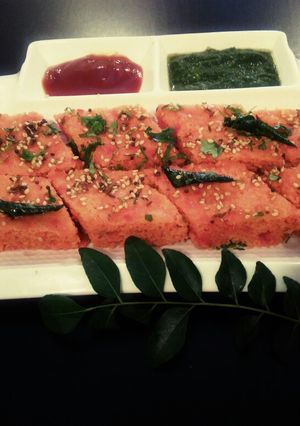 A picture of Beetroot Dhokla.