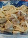 Fettuccini a la crema de verdeo con molleja