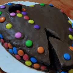 A picture of Valentine's Day Cadbury Cake.