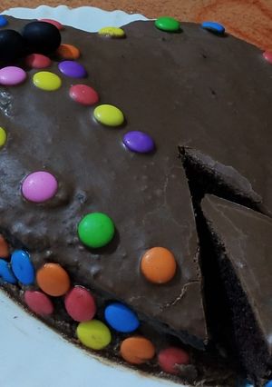 A picture of Valentine's Day Cadbury Cake.