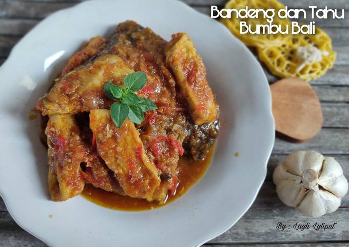 Bagaimana cara membuat Bandeng dan Tahu Bumbu Bali yang istimewa
