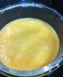 Cháo trứng bí đỏ cho bé