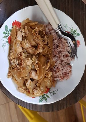 รูปของ หัวหอมผัดเนยใส่ไก่