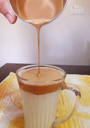 डालगोना हॉट कॉफी (Dalgona hot coffee recipe in hindi) रेसिपी मुख्य फोटो