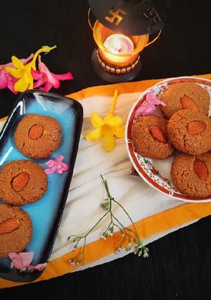 થાબડી પેંડા (Thabdi Penda Recipe In Gujarati) રેસીપી મુખ્ય ફોટો