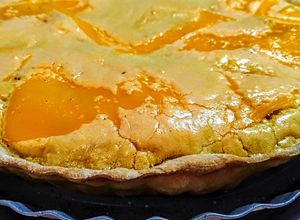 Una foto de Quiche De Fiambres españoles y Queso Americano...!🥧