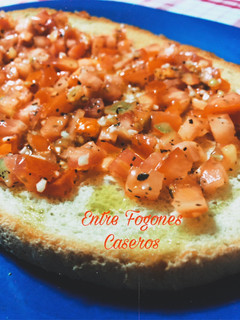 Una foto de Bruschetta de tomate