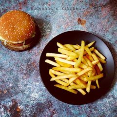 A picture of French Fries.