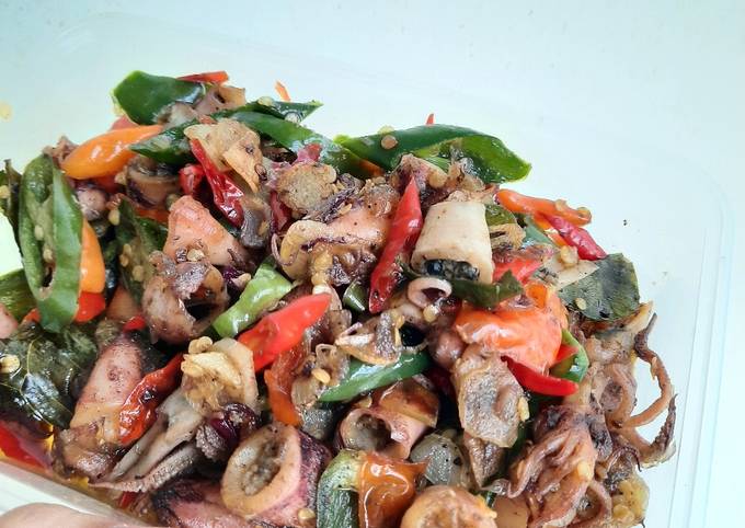  Resep Cumi Asin Pedas oleh debbie tri indah Cookpad