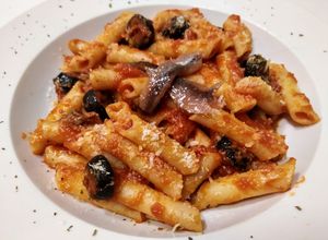 Foto principal de Macarrones a la puttanesca