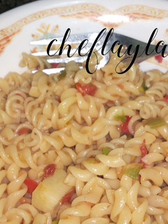 A picture of Macaroni.