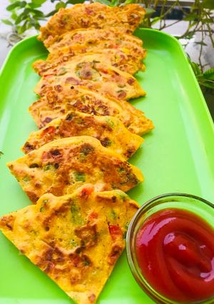 A picture of Vegetable besan chilla.